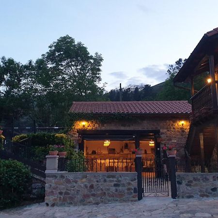Casa Rural Caborzal Renedo De Cabuerniga Kültér fotó